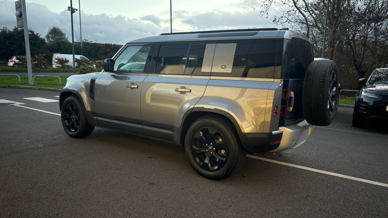Land Rover Defender 2.0 D240 SE 110 5dr Auto Diesel Estate